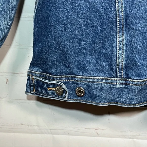 Old Navy Boyfriend Trucker Denim Jean Jacket Womens Size Large Blue - Picture 8 of 11